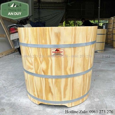 Bồn Tắm Tròn Gỗ Thông – Không Gian Trị Liệu &amp; Thư Giãn Hoàn Hảo Tại Nhà