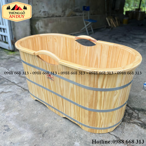 Kỹ thuật ghép mộng âm dương chống rò rỉ trên bồn tắm gỗ thông xưởng An Duy.