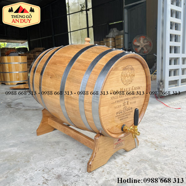 Kích thước thùng rượu gỗ sồi nga 200l tiêu chuẩn chịu lực tốt.
