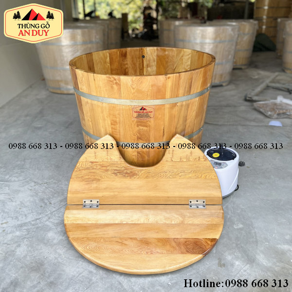 Chi tiết mộng ghép và đai kim loại của bồn tắm gỗ Pơmu