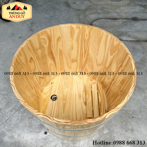 Kỹ thuật ghép mộng âm dương chống rò rỉ trên bồn tắm bằng gỗ tự nhiên.